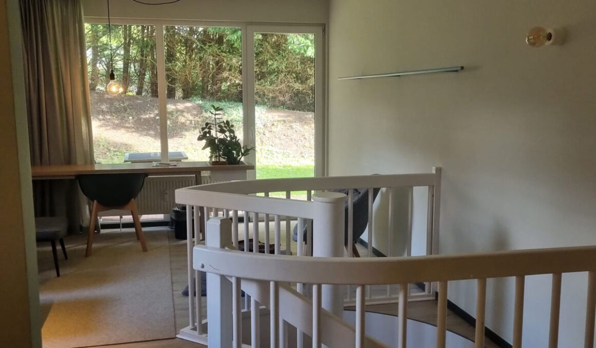 2-raumsuite-treppe 2-Raum-Suite